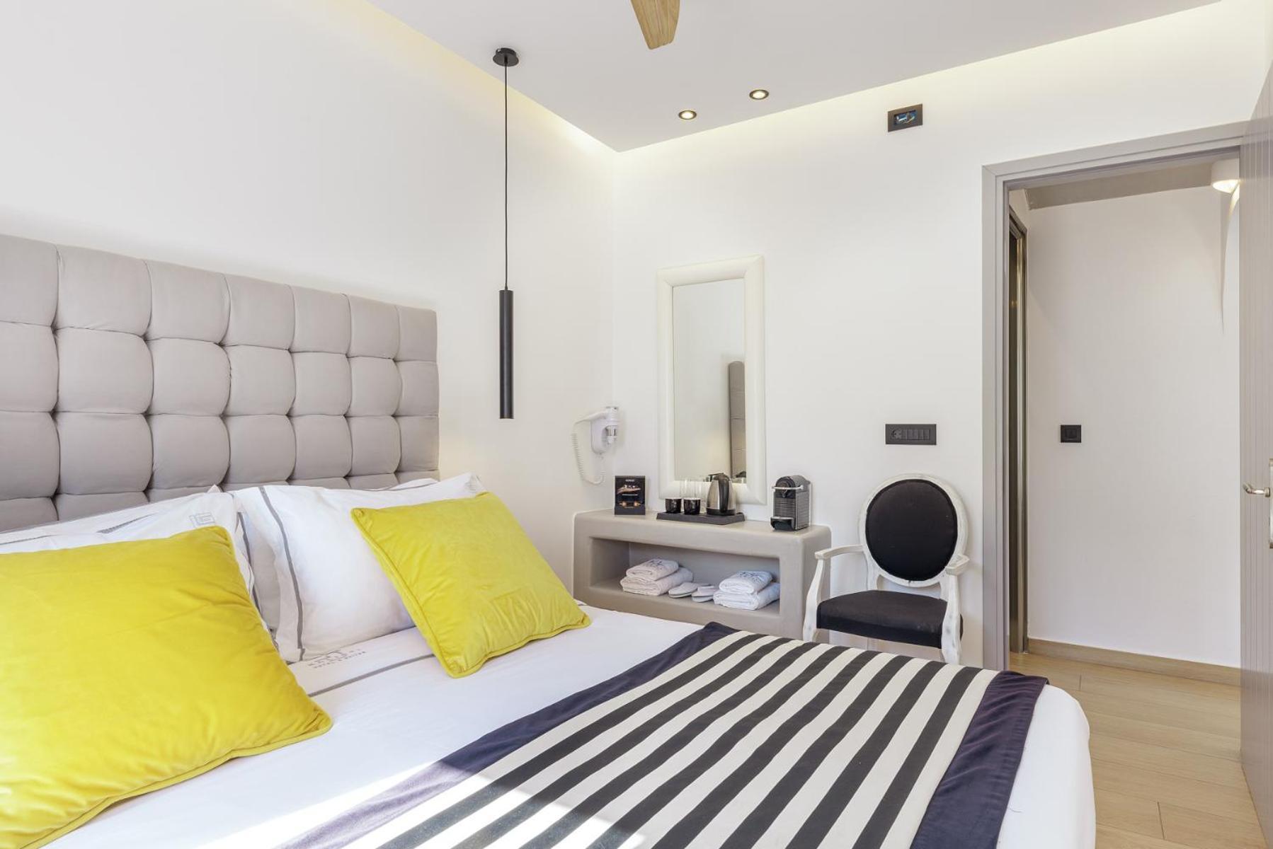 Kalisti Hotel & Suites Fira  Exteriör bild